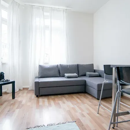 Plus ++ * Düsseldorf